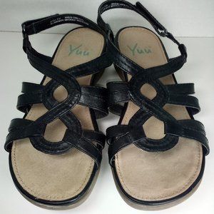 Yuu Womens Sandals Size 8